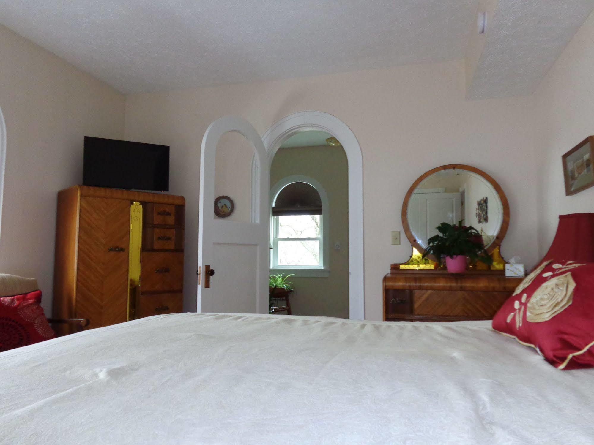 Connellsville Bed And Breakfast Ngoại thất bức ảnh
