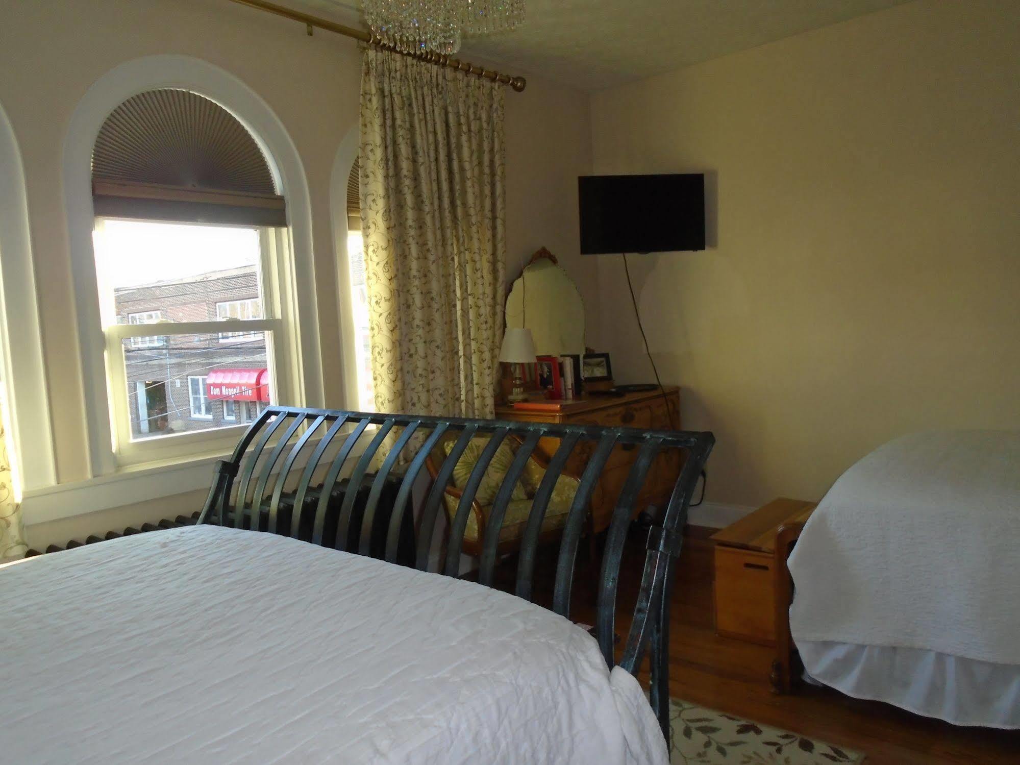Connellsville Bed And Breakfast Ngoại thất bức ảnh