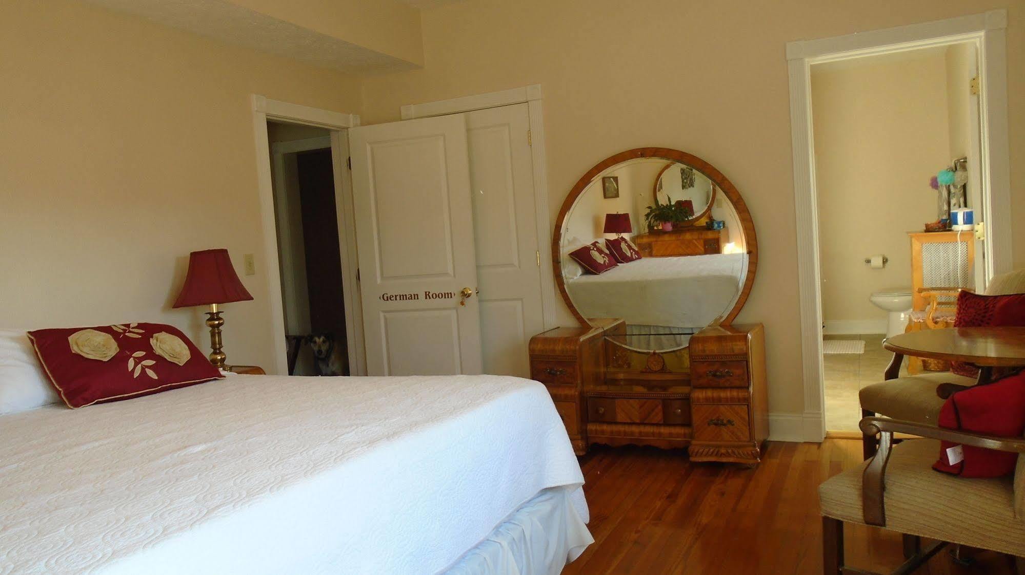 Connellsville Bed And Breakfast Ngoại thất bức ảnh